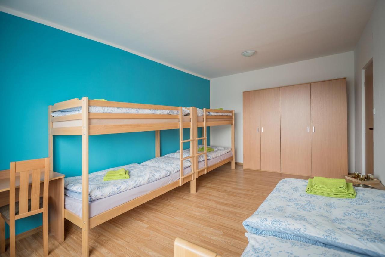 Hybadlo Motel Liptovsky Hradok Ngoại thất bức ảnh