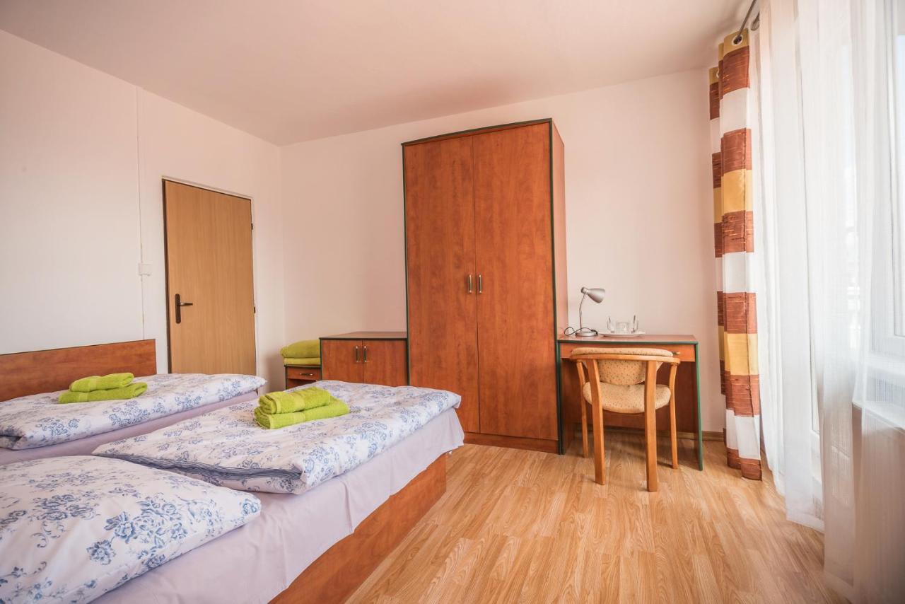 Hybadlo Motel Liptovsky Hradok Ngoại thất bức ảnh